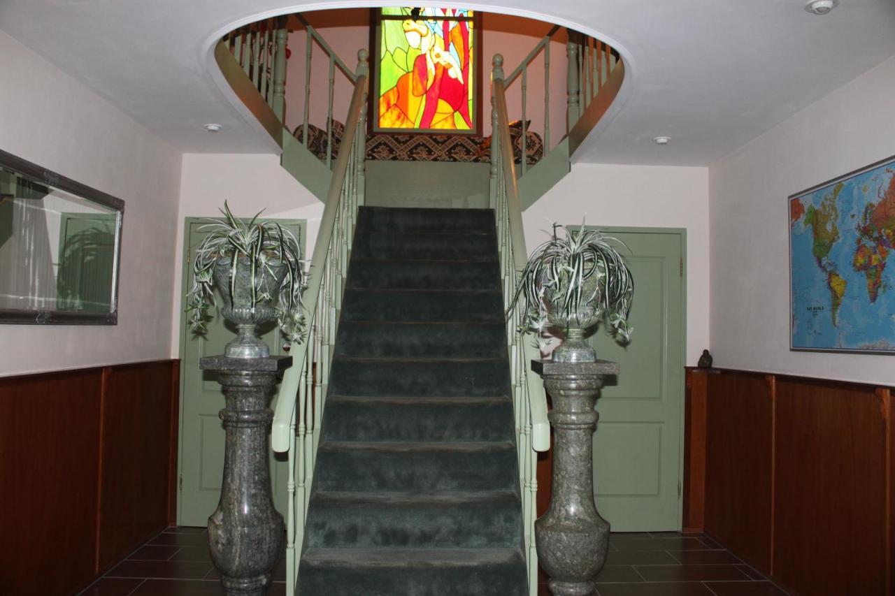 B&B Hotel Elselina Schiedam Bagian luar foto