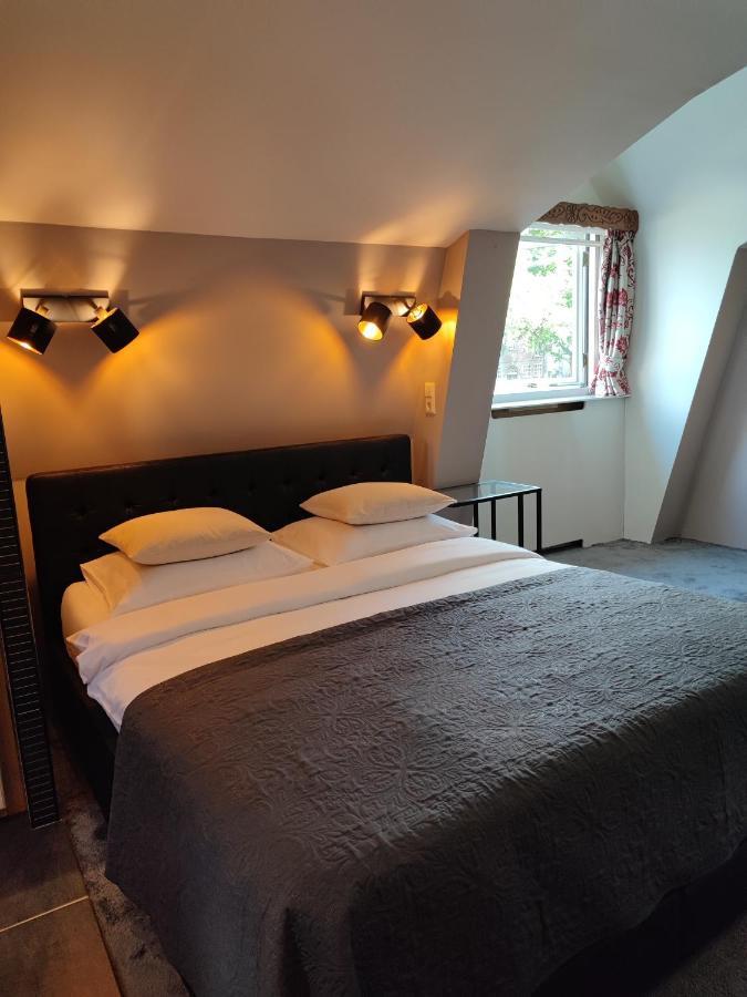 B&B Hotel Elselina Schiedam Bagian luar foto